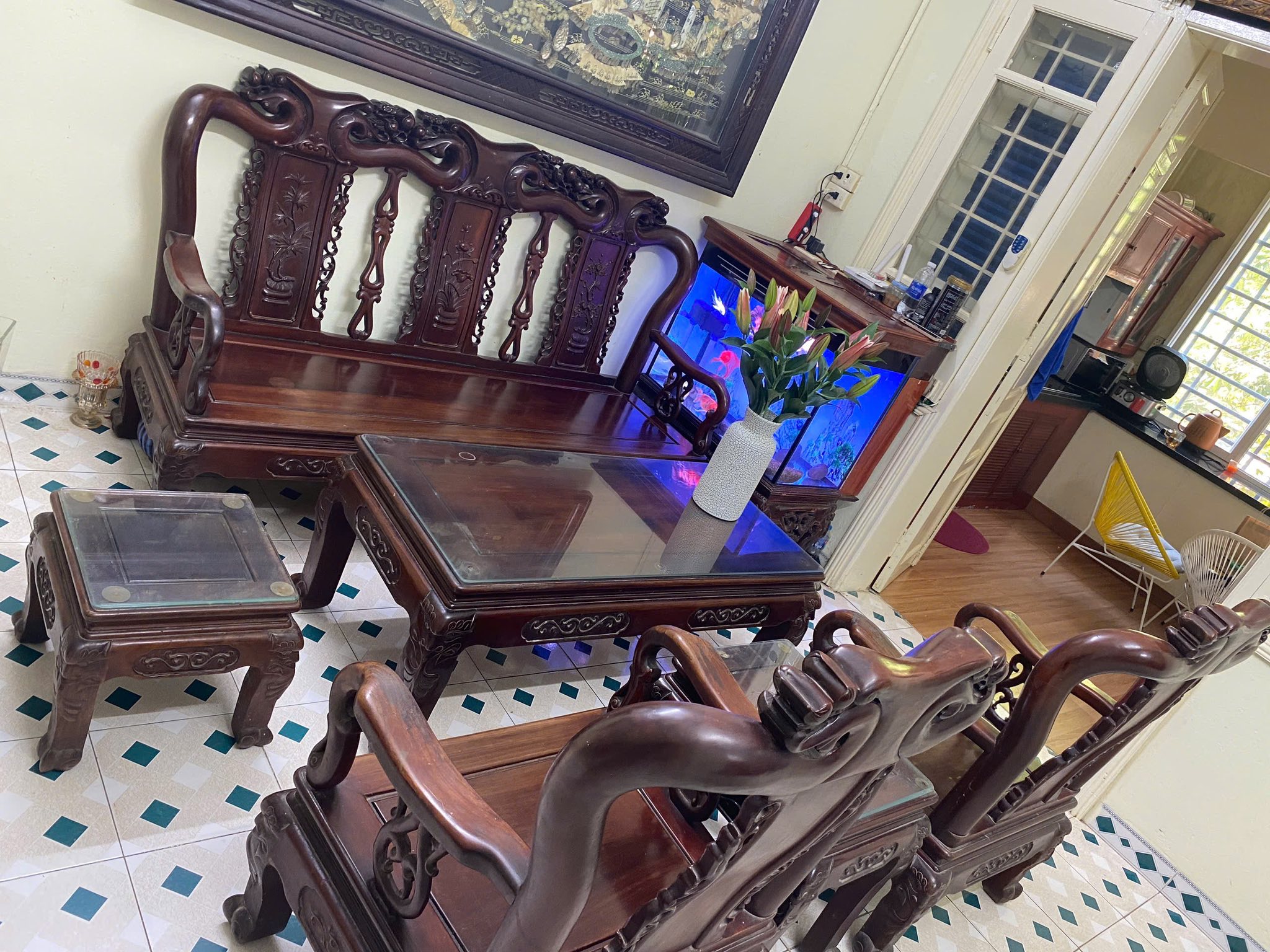 thanh-ly-salon-go-gia-cao