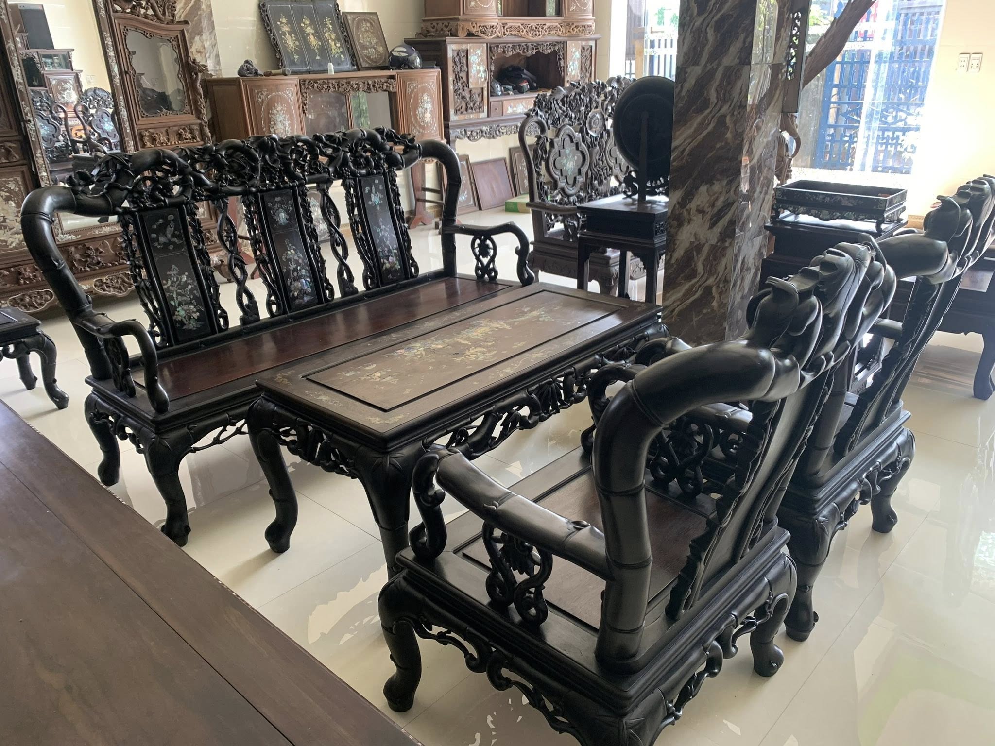 thanh-ly-salon-go-gia-cao