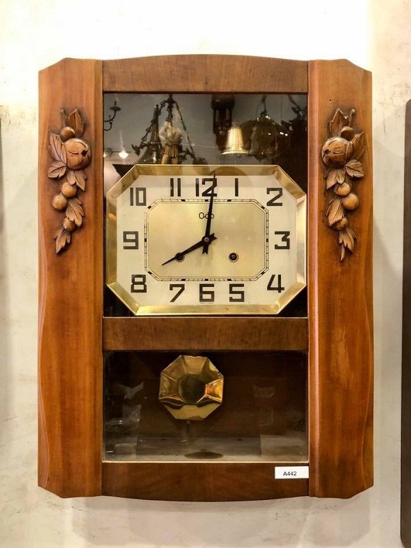800